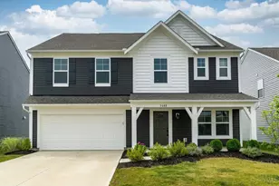2088 Harvest Mdws Ave, Batavia, OH 45103 - Photo 1