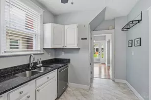 4327 Thirty First Ave, Cincinnati, OH 45209 - Photo 17