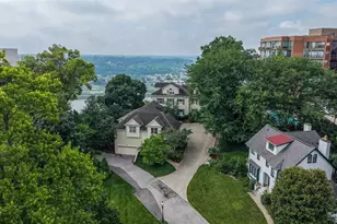 1603 E McMillan St, Cincinnati, OH 45206 - Photo 3