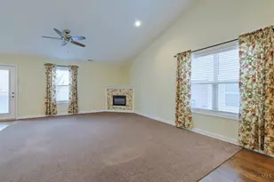 715 Villa Ct, Trenton, OH 45067 - Photo 3