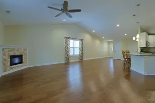 715 Villa Ct, Trenton, OH 45067 - Photo 5