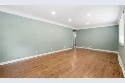 3331 Mt Carmel Road, Anderson Township, OH 45244 - Photo 7