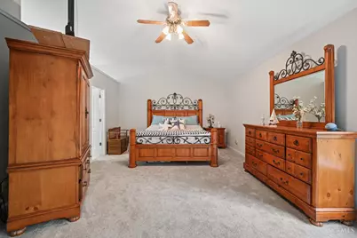 8592 Sunmont Drive, Anderson Township, OH 45255 - Photo 9