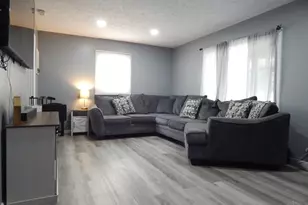4235 Vannest Ave, Middletown, OH 45042 - Photo 5