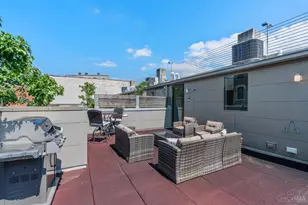 11 Mercer St, Cincinnati, OH 45202 - Photo 43