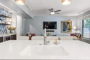 11 Mercer St, Cincinnati, OH 45202 - Photo 15