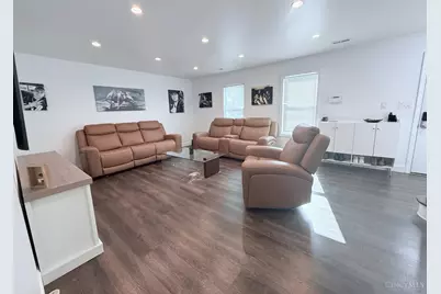 11 Queens Court, West Chester, OH 45069 - Photo 3
