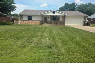 8206 Meadowlark Dr, Carlisle, OH 45005 - Photo 1