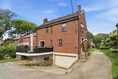 3863 Drakewood Drive, Cincinnati, OH 45209 - Photo 27