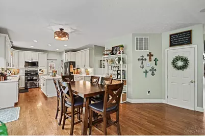 1022 Oak Forest Drive, Hamilton Township, OH 45152 - Photo 9