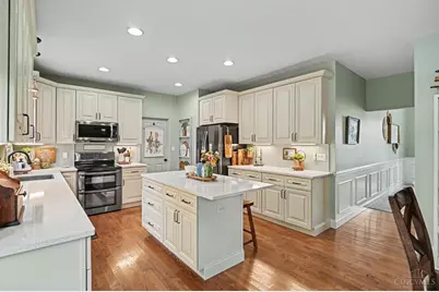 1022 Oak Forest Drive, Hamilton Township, OH 45152 - Photo 11