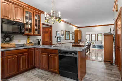 307 Leyland Park Drive, Wilmington, OH 45177 - Photo 5