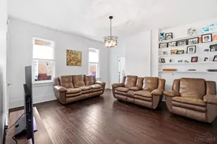 1730 Fairfax Ave, Cincinnati, OH 45207 - Photo 21