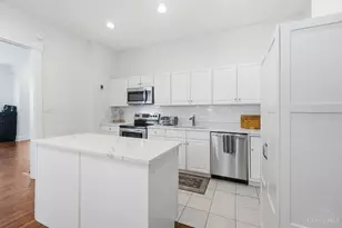 1730 Fairfax Ave, Cincinnati, OH 45207 - Photo 11