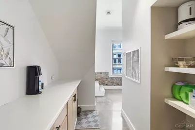 5 W Twelfth Street #9, Cincinnati, OH 45202 - Photo 7