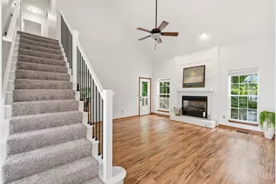 560 Virginia Lane, Union Township, OH 45244 - Photo 7