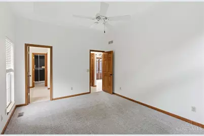 560 Virginia Lane, Union Township, OH 45244 - Photo 29