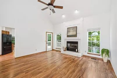 560 Virginia Lane, Union Township, OH 45244 - Photo 23