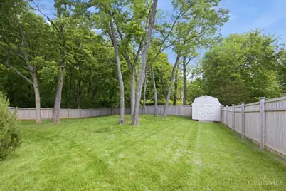560 Virginia Lane, Union Township, OH 45244 - Photo 57