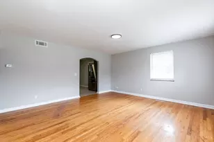 1869 Leona Dr, Green Township, OH 45238 - Photo 3