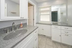 291 Jonathan Ct, Union Township, OH 45255 - Photo 17