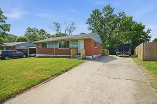 131 Brookhaven Ave, Woodlawn, OH 45215 - Photo 3