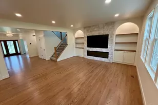 7807 Dee St, Madeira, OH 45243 - Photo 9