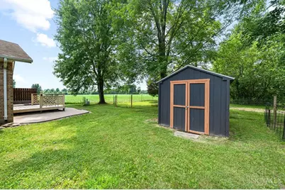 624 Bourbon Street, Blanchester, OH 45107 - Photo 31