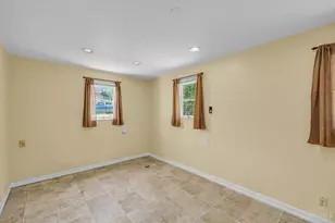 3725 Norwich Ln, Cincinnati, OH 45220 - Photo 9