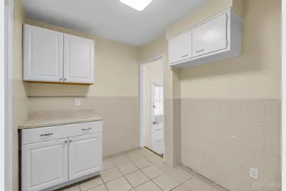 3725 Norwich Lane, Cincinnati, OH 45220 - Photo 13