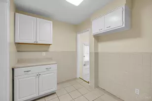 3725 Norwich Ln, Cincinnati, OH 45220 - Photo 13