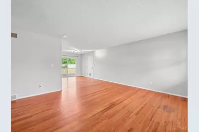 2716 Windon Drive, Colerain Township, OH 45251 - Photo 7