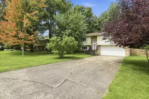 6017 Grist Mill Ct, Miami Township, OH 45150 - Photo 23
