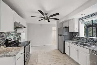 4294 Mayhew Avenue, Cincinnati, OH 45238 - Photo 11