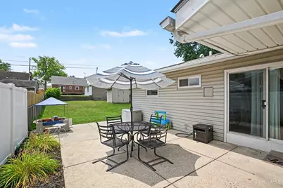 1607 Krylon Drive, Reading, OH 45215 - Photo 23