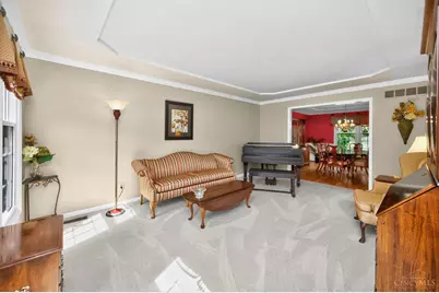 10070 Carrousel Court, Symmes Township, OH 45140 - Photo 7