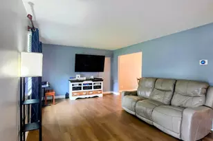 678 Lullaby Ct, Delhi Township, OH 45238 - Photo 3