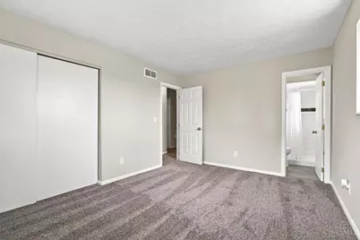 815 Carriage Hill Lane, Hamilton, OH 45013 - Photo 19