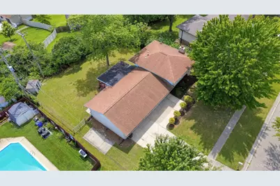815 Carriage Hill Lane, Hamilton, OH 45013 - Photo 47