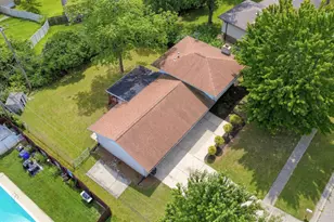 815 Carriage Hill Ln, Hamilton, OH 45013 - Photo 47