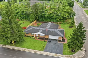 296 E Pike St, South Lebanon, OH 45065 - Photo 1