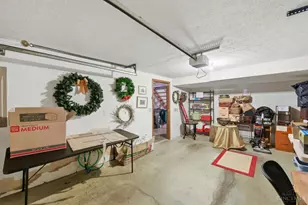 2677 Montana Ave, Cincinnati, OH 45211 - Photo 33