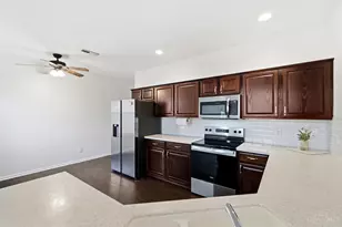 2904 Traverse Creek Dr, Miami Township, OH 45150 - Photo 9