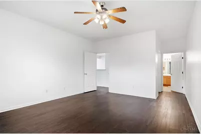 2904 Traverse Creek Drive, Miami Township, OH 45150 - Photo 17