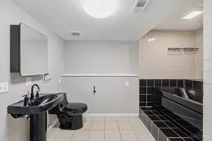 12105 Birchgrove Ct, Colerain Township, OH 45251 - Photo 27