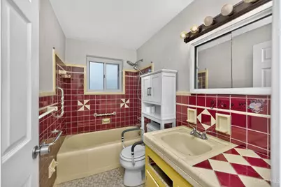 1324 Thurnridge Drive, Cincinnati, OH 45215 - Photo 17