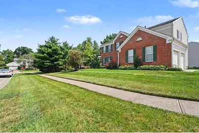 136 Hearthstone Court, Maineville, OH 45039 - Photo 3
