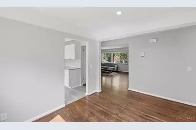 8710 Mockingbird Lane, Springfield Township, OH 45231 - Photo 25