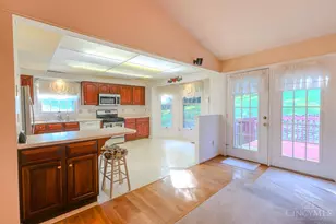 560 Leo Dr, Hamilton, OH 45013 - Photo 11