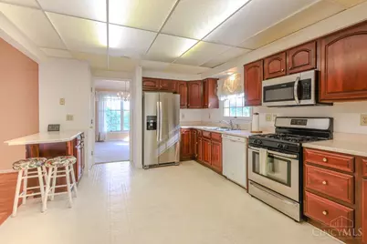 560 Leo Drive, Hamilton, OH 45013 - Photo 7